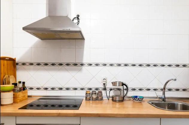 Acogedora Habitacion En Apartamento Compartido Amplio Y Centrico Granada Bagian luar foto