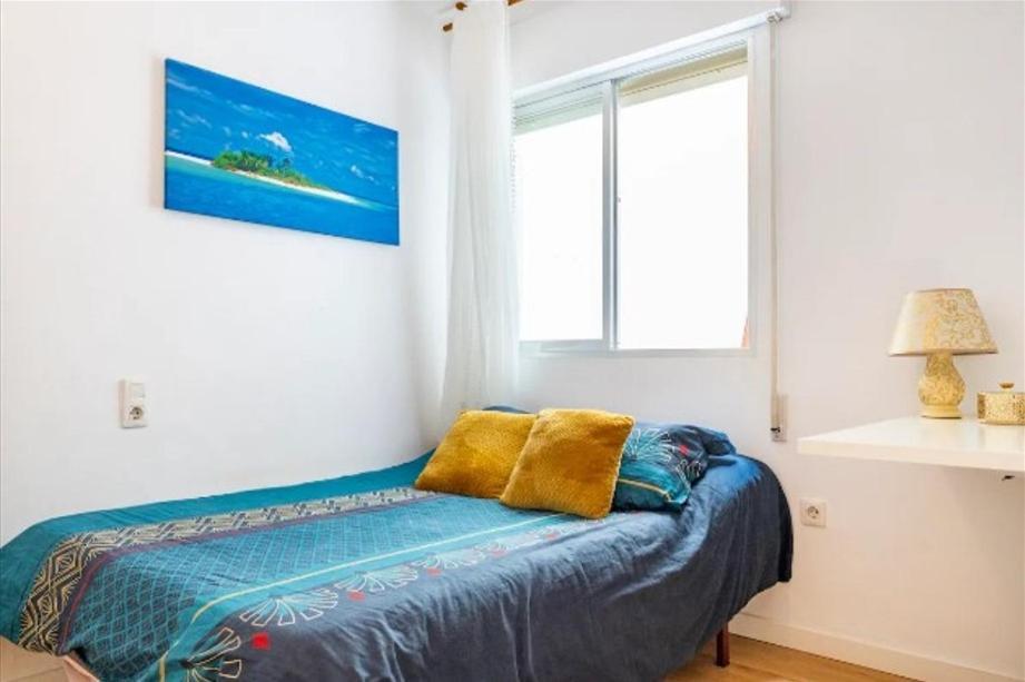 Acogedora Habitacion En Apartamento Compartido Amplio Y Centrico Granada Bagian luar foto